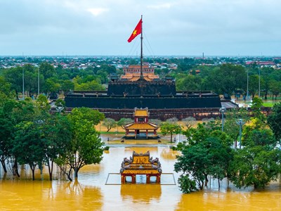 Khu di sản Huế trong ngày mưa lũ 