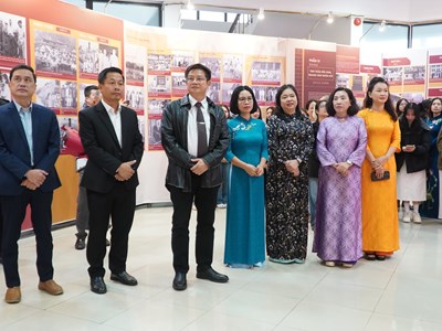 Triển lãm chuyên đề “Con đường cách mạng - Đồng chí Hồ Chí Minh tại Trung Quốc”