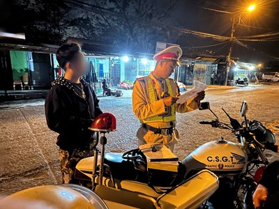 Mỗi đêm xử lý gần 20 “quái xế”, đảm bảo trật tự dịp Tết