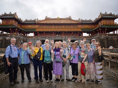 Du khách trải nghiệm tham quan miễn phí di sản Huế đầu năm mới