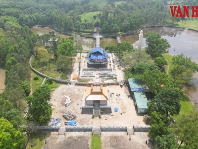 Di tích lăng vua Thiệu Trị đang được tu bổ như thế nào?