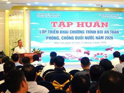 Khai mạc lớp tập huấn bơi an toàn, phòng chống đuối nước trẻ em năm 2026