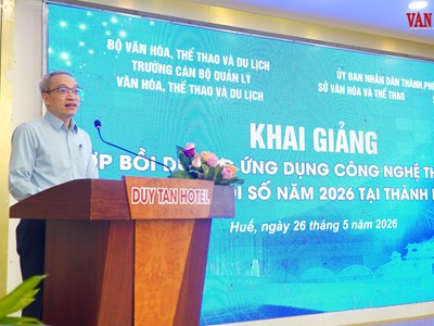 Bồi dưỡng kiến thức chuyển đổi số và trí tuệ nhân tạo cho cán bộ ngành VHTTDL