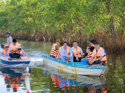 Huế: Phát triển du lịch đầm phá và vùng ven biển gắn với bảo tồn hệ sinh thái