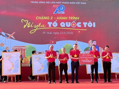 Hơn 2.000 thanh niên tham gia Hành trình “Tôi yêu Tổ quốc tôi” tại Huế