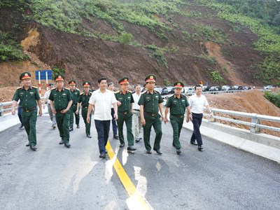 Đưa vào sử dụng tuyến đường huyết mạch nối 2 địa phương miền núi xứ Huế