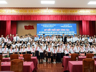 Huế triển khai thí điểm dạy tiếng Trung tại trường phổ thông