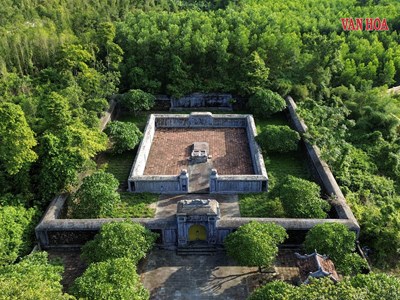 Nơi an nghỉ của chúa Tiên Nguyễn Hoàng - người có công mở cõi về phía Nam
