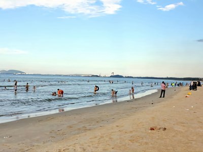 Liên tiếp xảy ra đuối nước ở học sinh do tắm biển