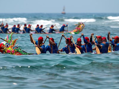 Hội đua thuyền truyền thống Tứ linh chào mừng 80 năm Cách mạng Tháng Tám thành công và Quốc khánh 2.9