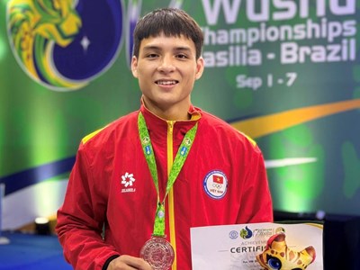 Võ sĩ quê Quảng Ngãi đoạt huy chương bạc tại Giải vô địch Wushu thế giới