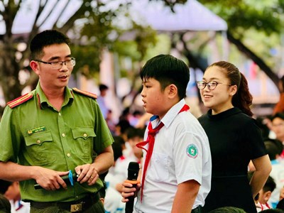 Bảo vệ nền tảng tư tưởng từ những điều nhỏ nhất