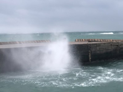 Đặc khu Lý Sơn bắt đầu có mưa, gió giật mạnh