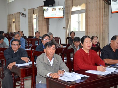 Nâng cao năng lực đội ngũ cán bộ làm công tác giảm nghèo