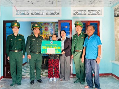 Xuân ấm từ những mái nhà nghĩa tình nơi đầu sóng