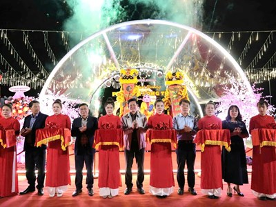 Phố đêm Sông Trà chính thức vận hành, tạo điểm nhấn cho kinh tế đô thị Quảng Ngãi