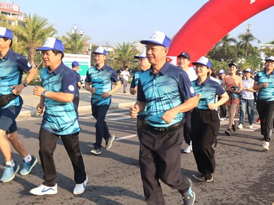 Sôi động Ngày chạy Olympic vì sức khỏe toàn dân – Vì an ninh Tổ quốc