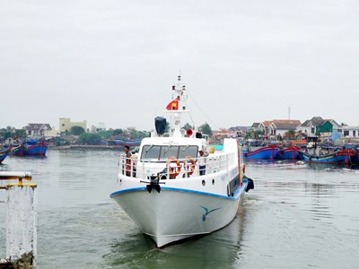 Giá vé tàu Sa Kỳ – Lý Sơn tiếp tục giảm từ ngày 30.3, kích cầu du lịch 
