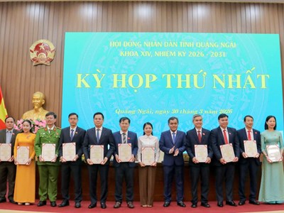 Kỳ họp lần thứ nhất HĐND tỉnh Quảng Ngãi: Kỳ vọng phát triển mạnh mẽ