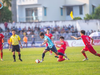 Hàng nghìn khán giả “tiếp lửa”, Quảng Ngãi thắng Đắk Lắk 1-0