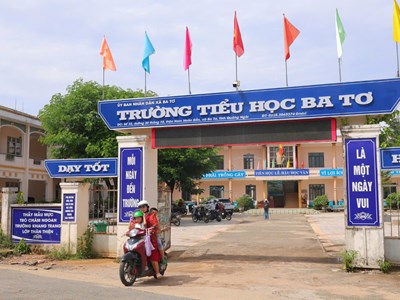 Sắp xếp trường lớp, nâng chất lượng giáo dục