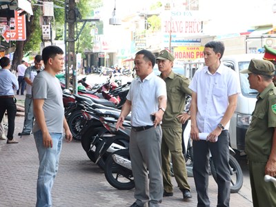  Lập lại trật tự đô thị, xây dựng nếp sống văn minh