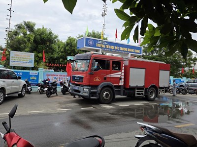 Cháy tại trường tiểu học, một phó hiệu trưởng tử vong
