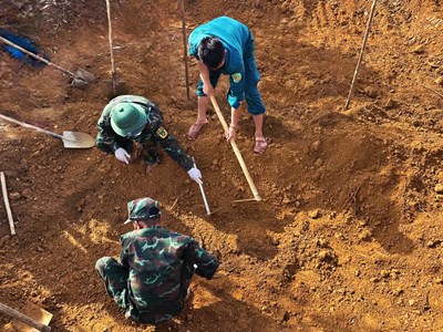 Tìm thấy 3 hài cốt liệt sĩ, tiếp tục mở rộng tìm kiếm tại xã Đặng Thùy Trâm