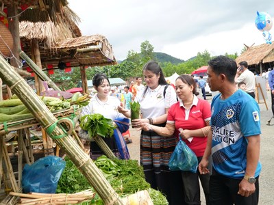 Ba Vì đưa nông sản vùng cao vào chợ phiên, kết nối với du lịch
