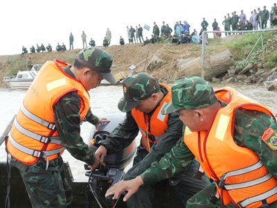 Quảng Ngãi tăng cường kĩ năng cứu nạn trong mùa mưa lũ