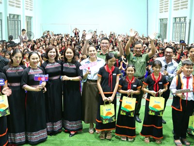 Không để học sinh đơn độc trước những cạm bẫy trên mạng