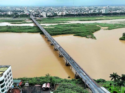 Cầu Trà Khúc 1 chính thức đóng sau hơn 60 năm gắn bó với người dân Quảng Ngãi