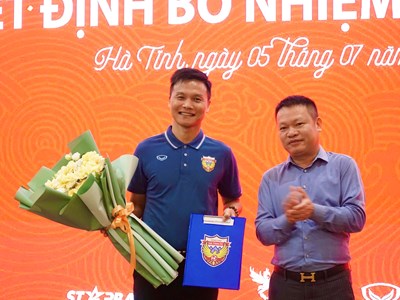 HLV Nguyễn Công Mạnh: Tái ngộ và thách thức tại núi Hồng