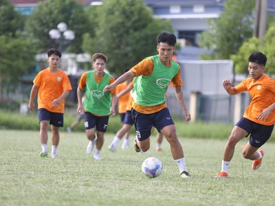 Hồng Lĩnh Hà Tĩnh “trình làng” 9 viên ngọc thô: Kỳ vọng mới cho V.League