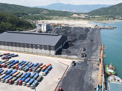 Mở tuyến vận tải container Hải Phòng - Vũng Áng