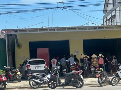 Hà Tĩnh: Bố mẹ cùng hai con nhỏ thương vong trong quán ăn