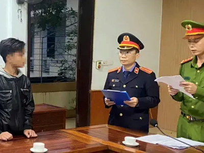 Khởi tố nam sinh lớp 11 đánh học sinh lớp 9 tử vong