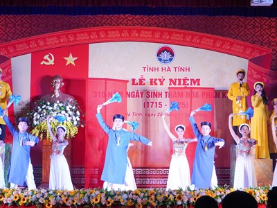 Hà Tĩnh kỷ niệm 310 năm Ngày sinh Thám hoa Phan Kính