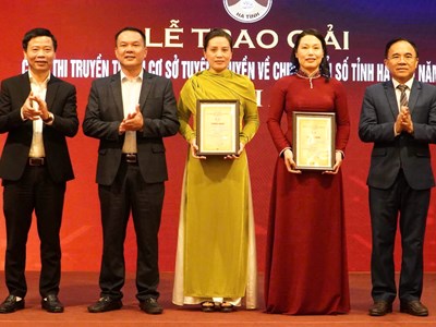Hà Tĩnh vinh danh 16 tác phẩm truyền thanh tiêu biểu về chuyển đổi số 