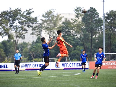 Huấn luyện viên U19 Hồng Lĩnh Hà Tĩnh nhận án phạt nặng