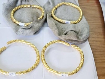 Vàng lậu bị bắt tại Cửa khẩu Cầu Treo