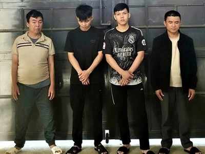 Thua bạc đi đòi lại tiền, 8 đối tượng bị khởi tố