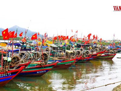 Thông tin bầu cử theo tàu ra biển