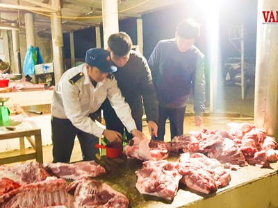  37 lao động 6 tháng không lương: Chủ tịch tỉnh Hà Tĩnh yêu cầu báo cáo