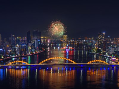 Những ấn tượng đầu tiên của Lễ hội Pháo hoa quốc tế Đà Nẵng 2024