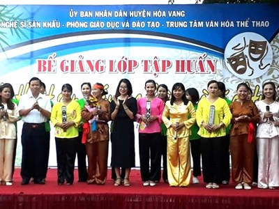 Đưa nghệ thuật truyền thống đến với học đường