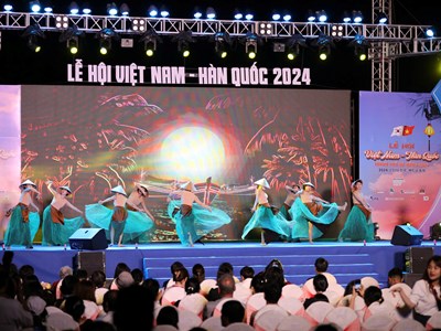 Văn hoá, thể thao, du lịch trở thành nhịp cầu gắn kết người dân Việt Nam - Hàn Quốc 