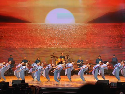 Nhà hát Trưng Vương Đà Nẵng biểu diễn chương trình nghệ thuật “Dòng sông kể chuyện” 