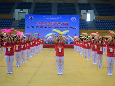 Gần 450 VĐV tham dự Giải Thể dục dưỡng sinh các CLB TP Đà Nẵng mở rộng 