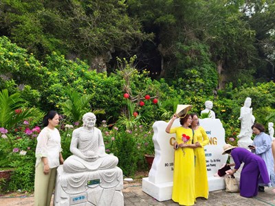 Triển lãm các sản phẩm nghệ thuật đá mỹ nghệ Non Nước 